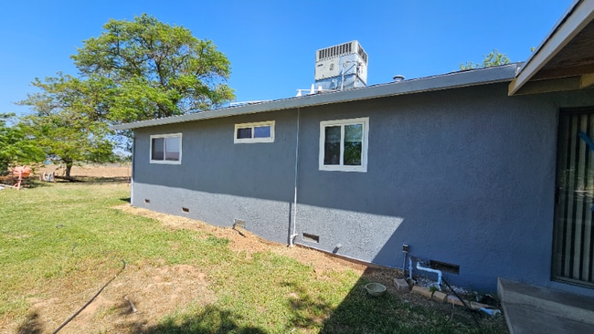 Building Photo - 5955 Nicolaus Rd