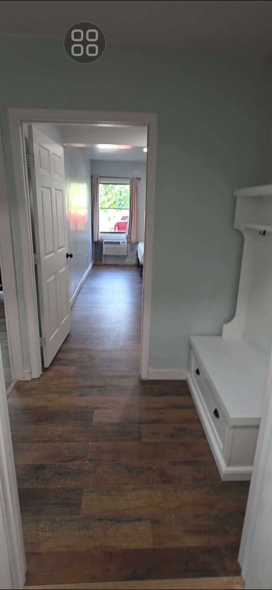 Building Photo - 925 College Ave