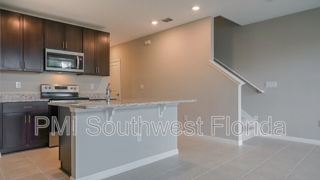 Building Photo - 5816 Ocean Isle Dr