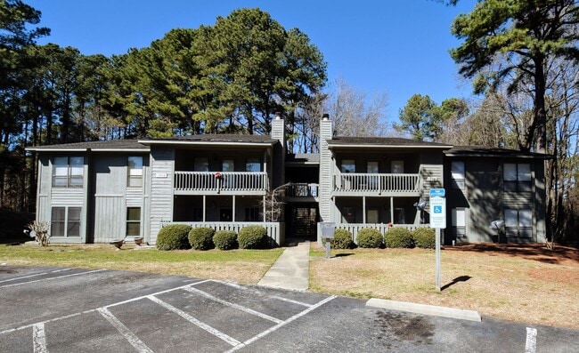 Building Photo - 1908-1 Tryon Drive