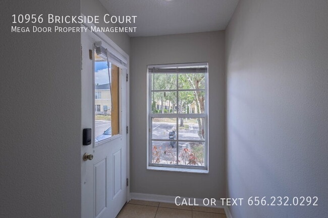 Building Photo - 10956 Brickside Ct