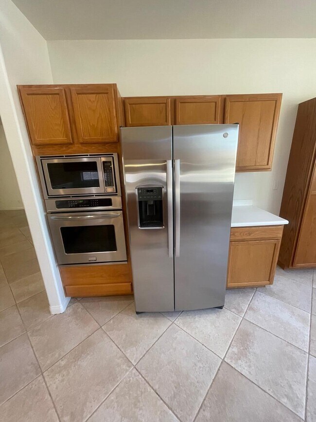 Building Photo - 74082 Daisy Ln