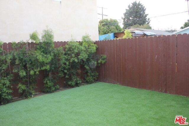 Building Photo - 713 Vernon Ave