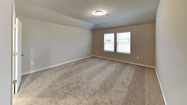 Building Photo - Very Nice Brand New 4 Bedroom home in Mustang Schools