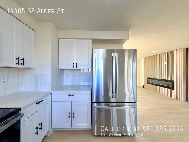 Building Photo - 14405 SE Alder St