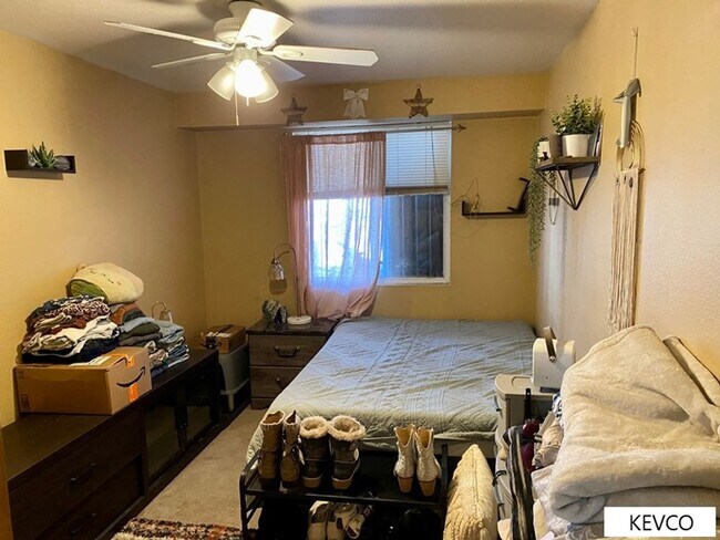 Building Photo - 1236 Maple St