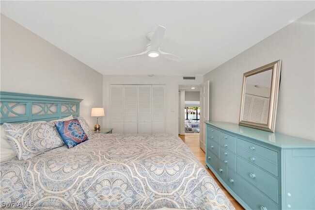 Building Photo - 2258 Gulf Shore Blvd N