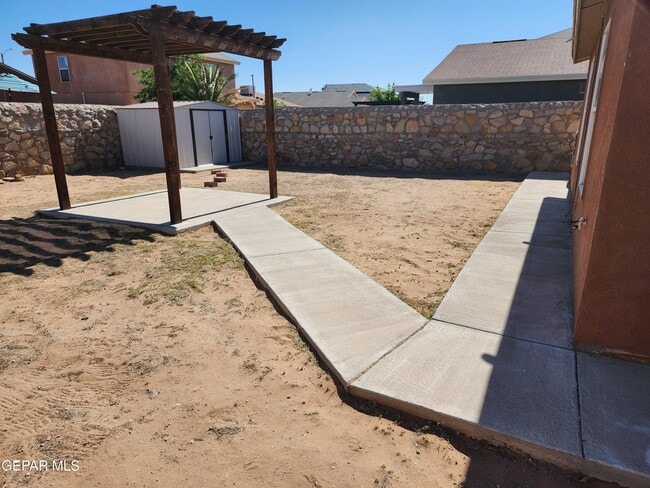 Building Photo - 14228 Lasso Rock Dr