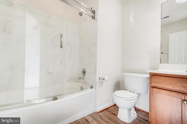 Building Photo - 105 Galway Ln