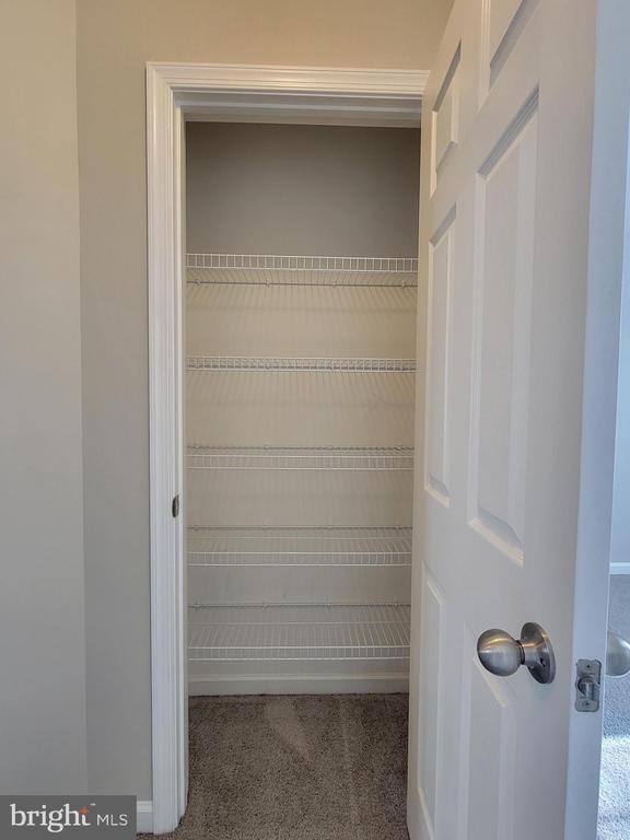 Building Photo - 216 Monticello Square