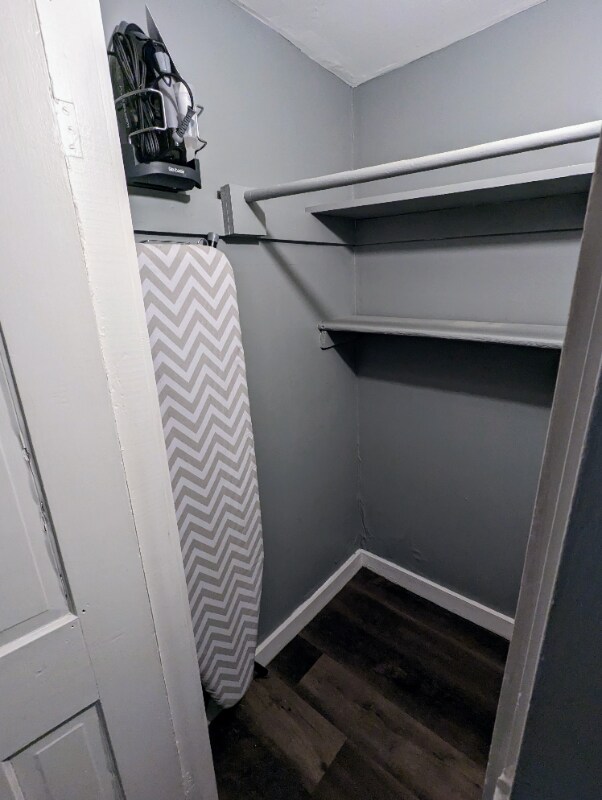 Building Photo - 146 2nd St