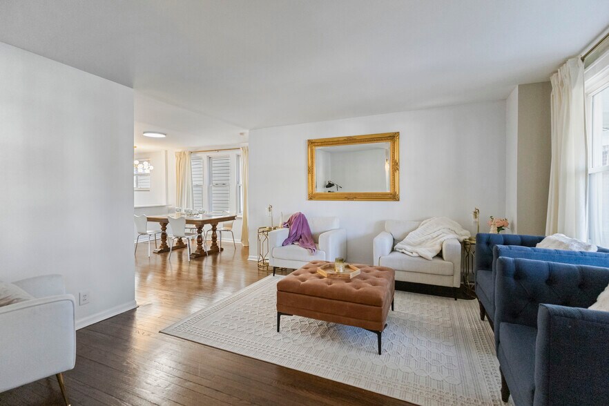 Building Photo - 1354 Maryland St