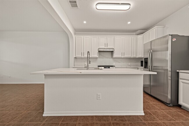 Building Photo - 6118 Breezy Hollow Ln