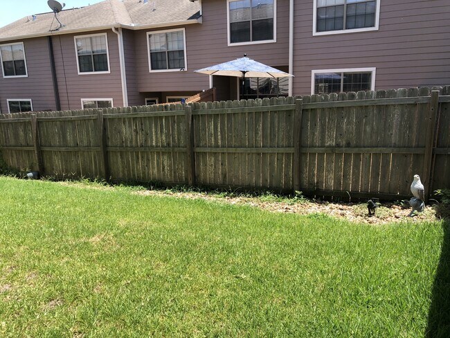Building Photo - The Ranch at Sam Houston