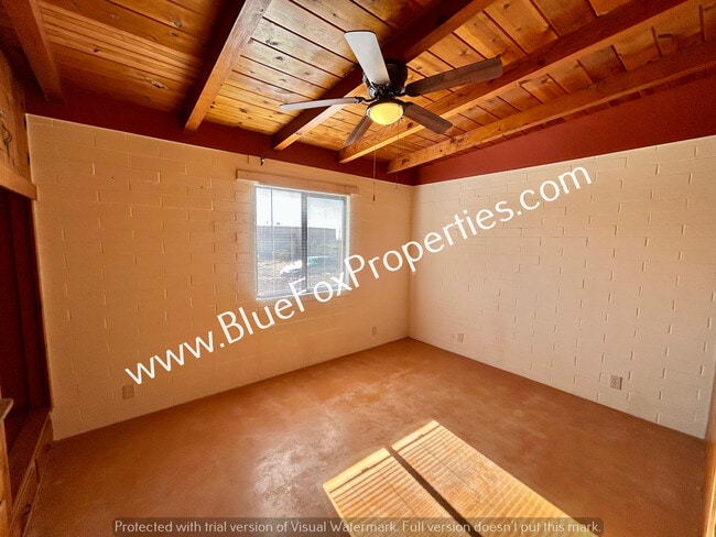 Building Photo - 6140 N Van Ark Rd