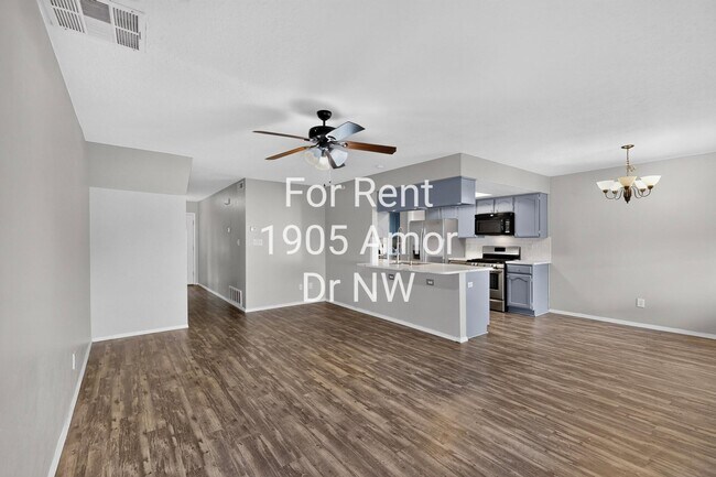 Building Photo - 1905 Amor Dr NW