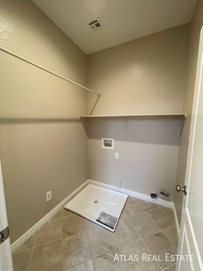 Building Photo - 4009 Bella Palermo Way