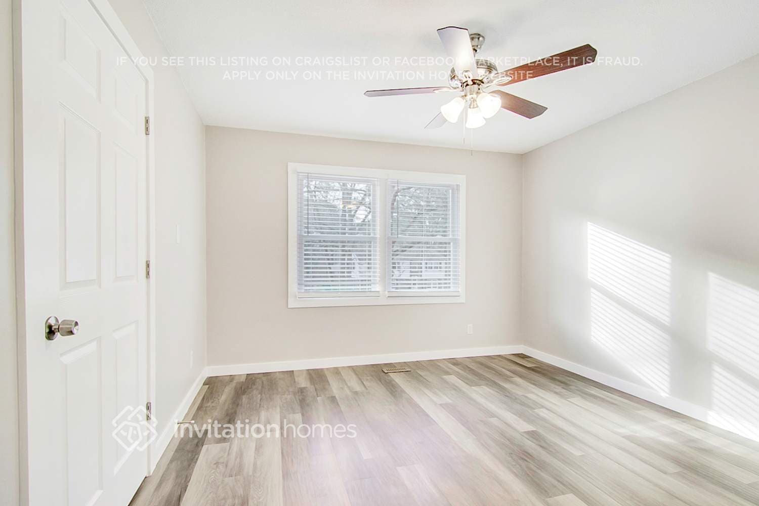 Building Photo - 3600 Barcelona Ave