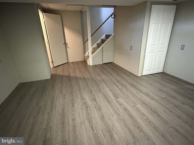 Building Photo - 111 Eastford Ct