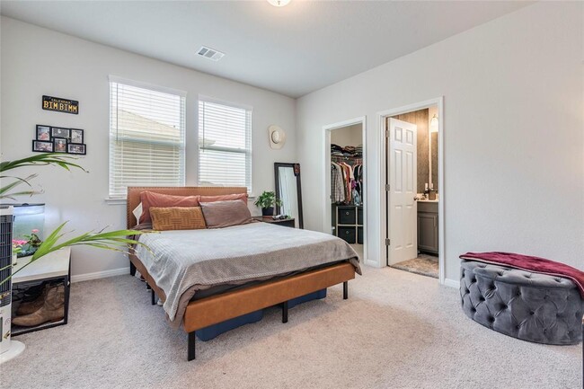 Building Photo - 12108 Tolson Dr