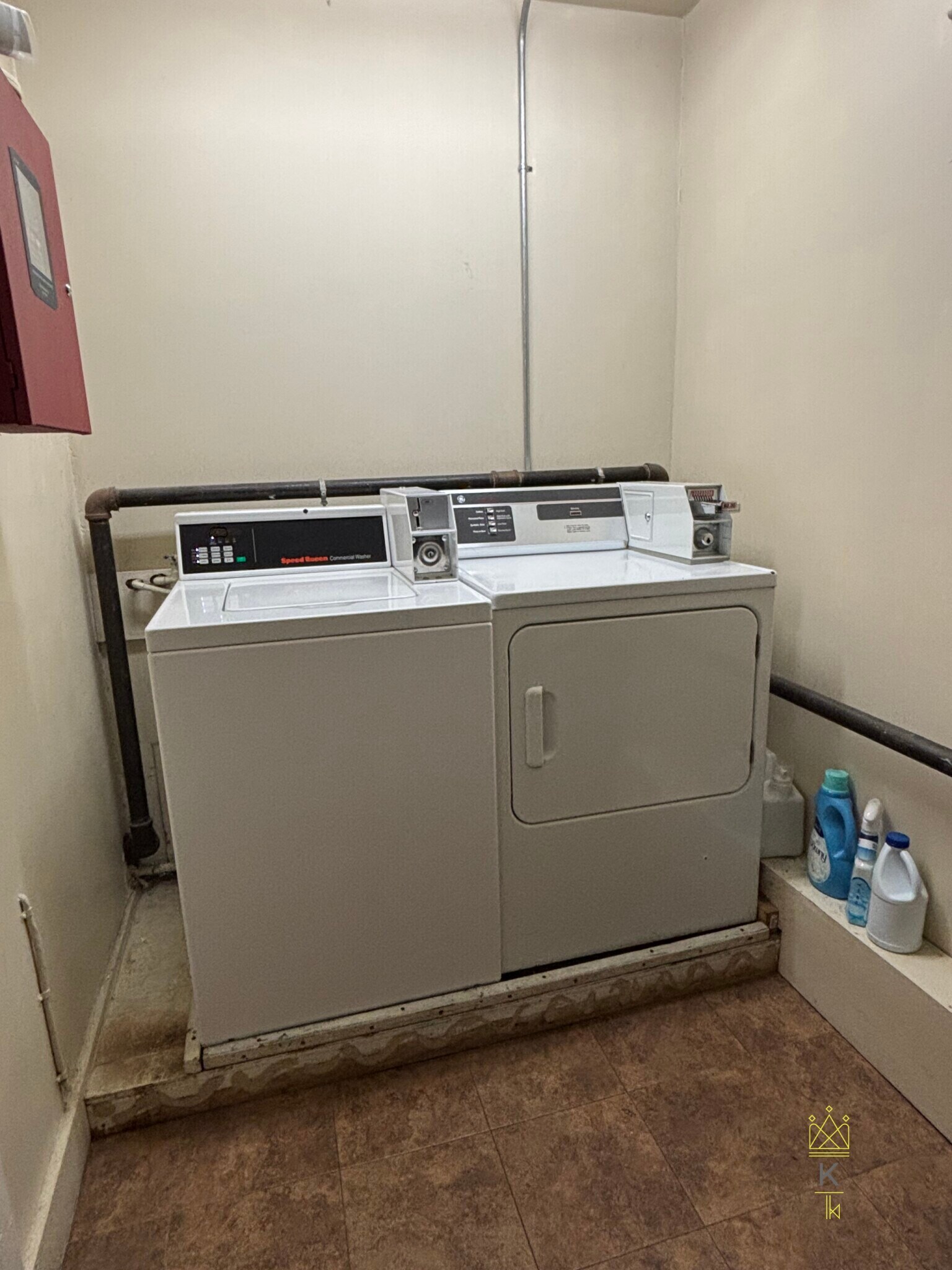 Building Photo - 199 Winthrop Rd