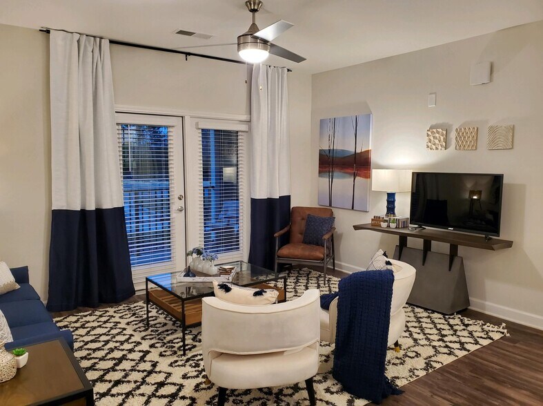 Building Photo - Buckhill Village Apts