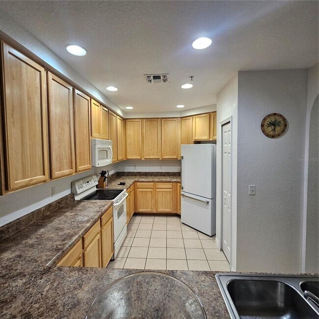 Building Photo - 9055 Treasure Trove Ln