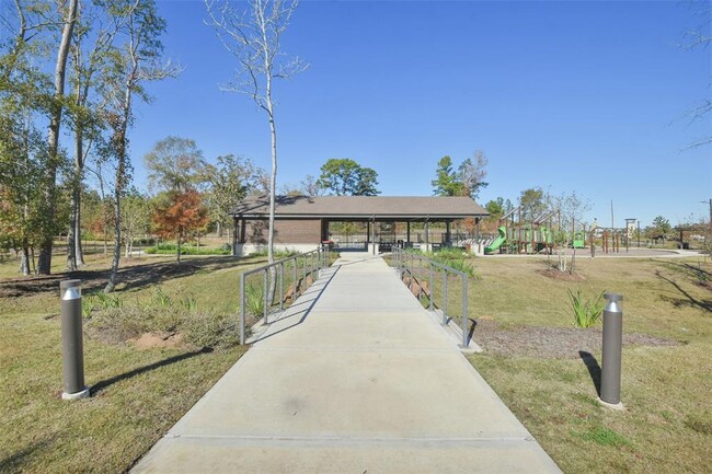 Building Photo - 14012 Paddlefish Dr