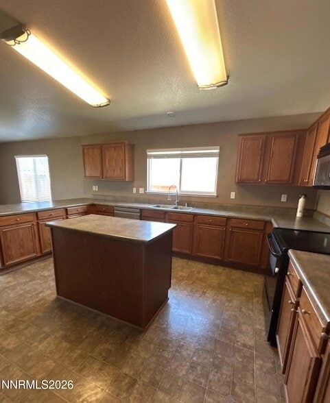 Building Photo - 17481 Crystal Canyon Blvd