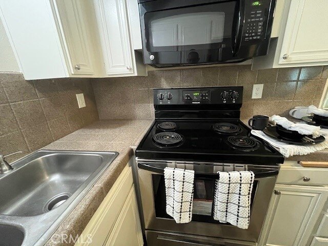 Building Photo - 45313 Sunset Ln