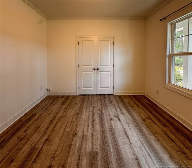 Building Photo - 36 Micahs Way N