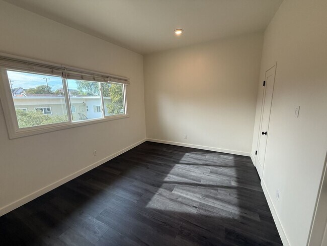 Building Photo - Charming 1-Bedroom Apartment in the Heart of Solvang