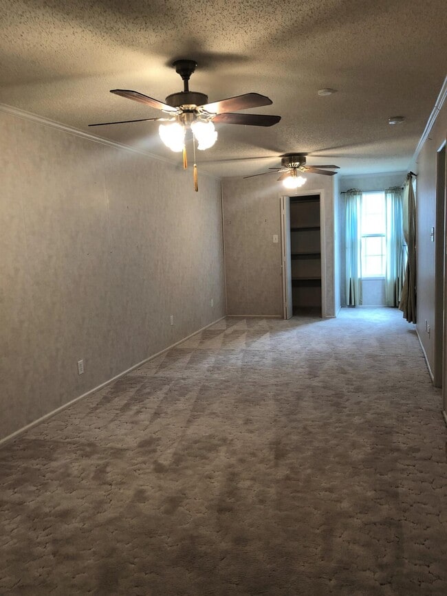 Building Photo - 5423 45th St