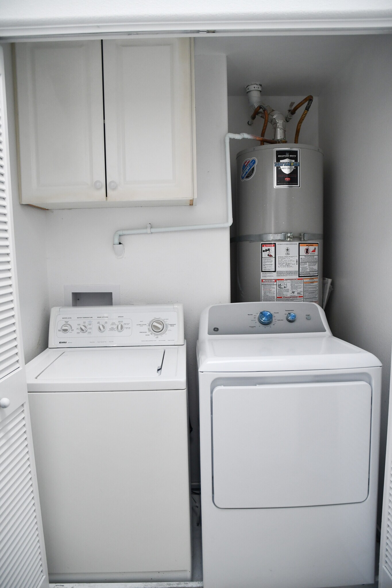 Laundry - 12613 El Camino Real
