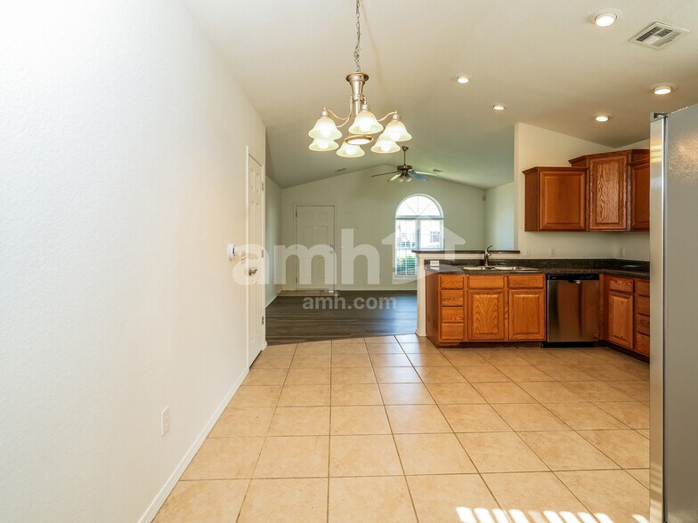 Building Photo - 25803 E 89th St S