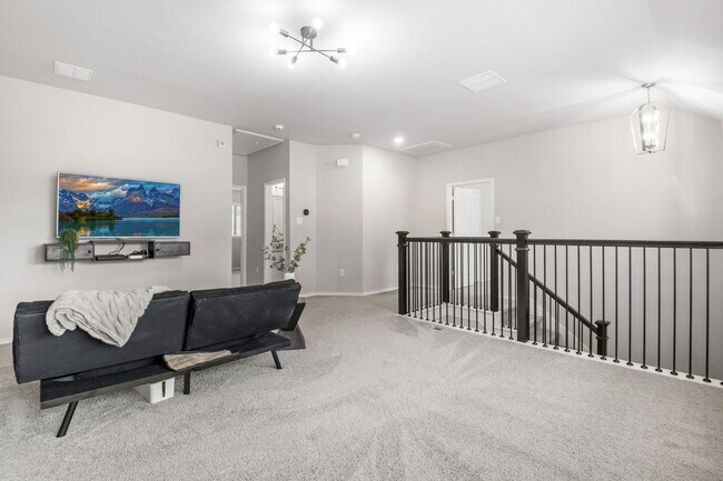 Building Photo - 21631 Cascades Pass Ct