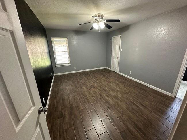 Building Photo - NEW IN MANAGEMENT - AVAILABLE SOON!