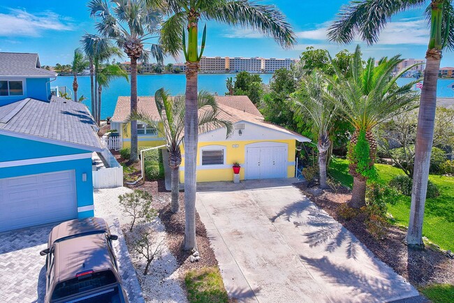 Building Photo - 3/2 Just Steps to the Intercoastal with Boat Ramp and Dock