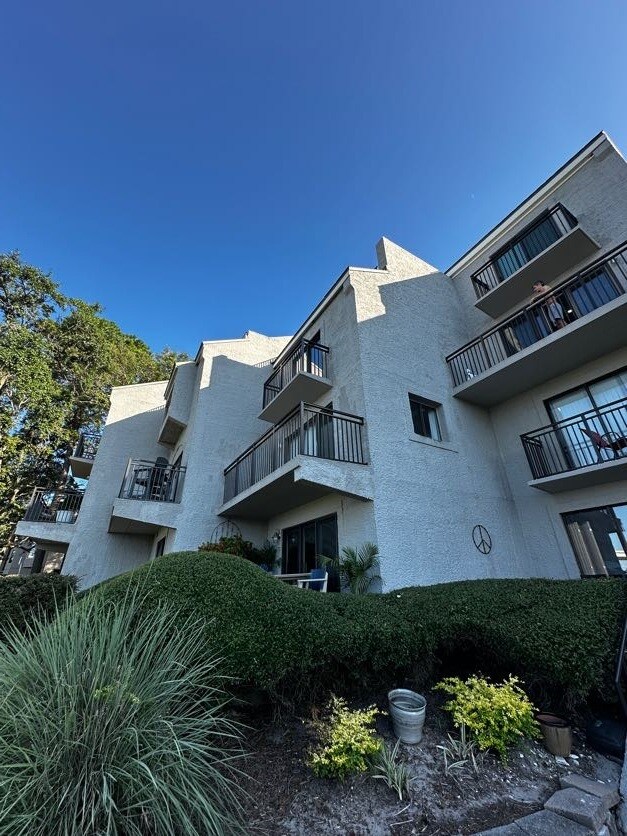 Building Photo - 90 Helmsman Way
