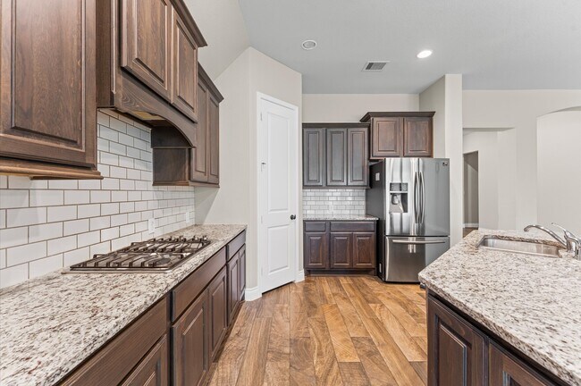 Building Photo - 18226 Dalyell Dr