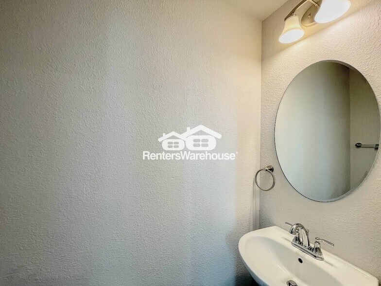 Building Photo - 4229 Meander Wy