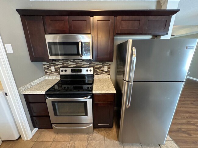 Building Photo - Beautifully Updated 3BR Home with Spacious Backyard & Easy Interstate Access