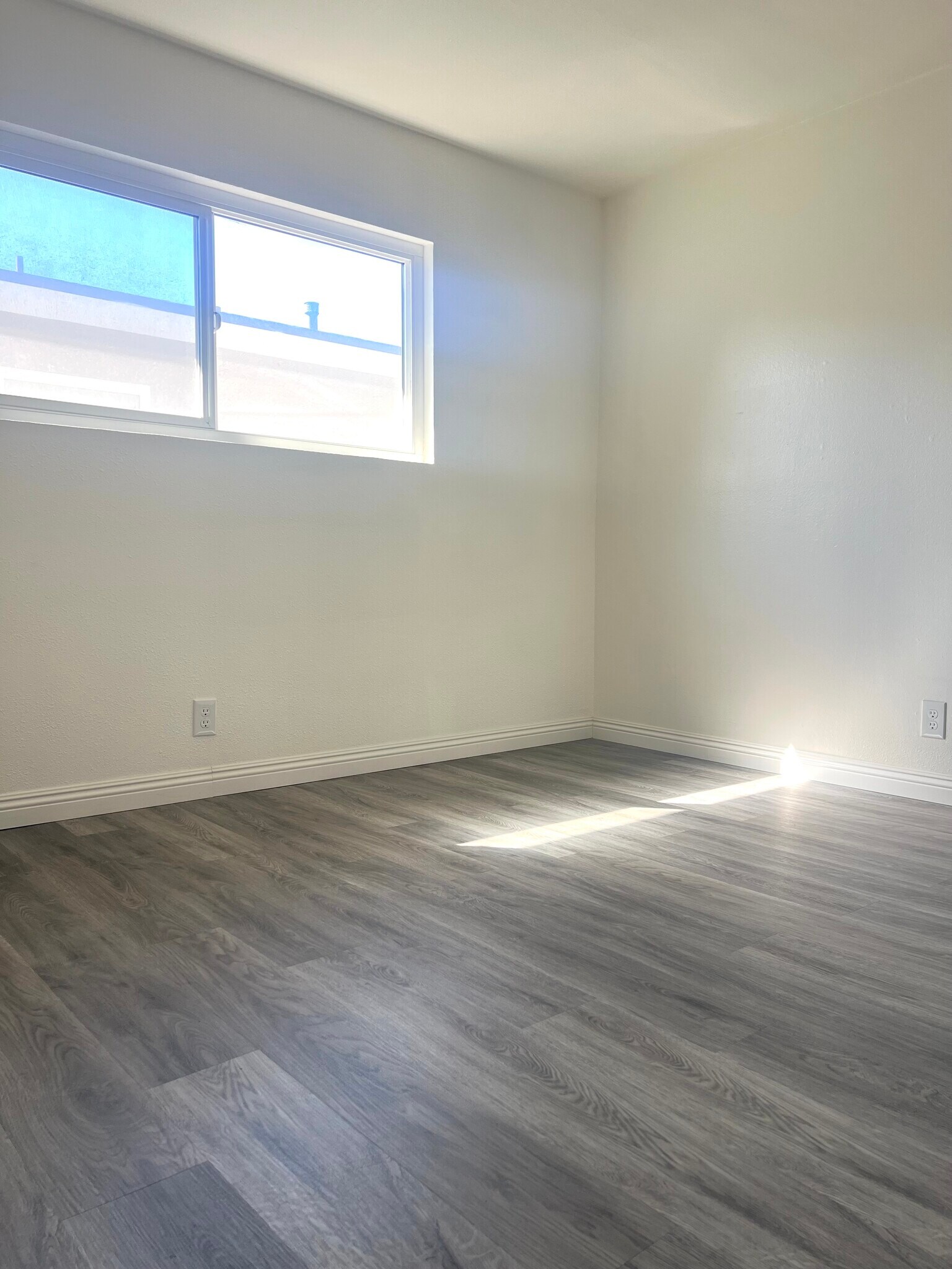 Building Photo - 5125 Bandera St