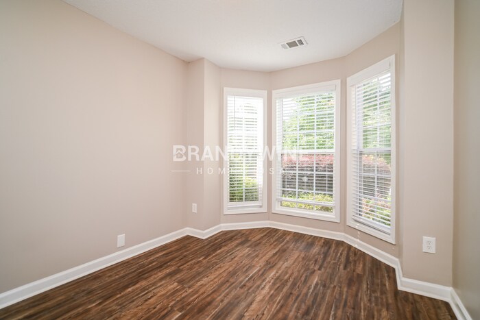 Building Photo - 5029 Wolfcreek Hl
