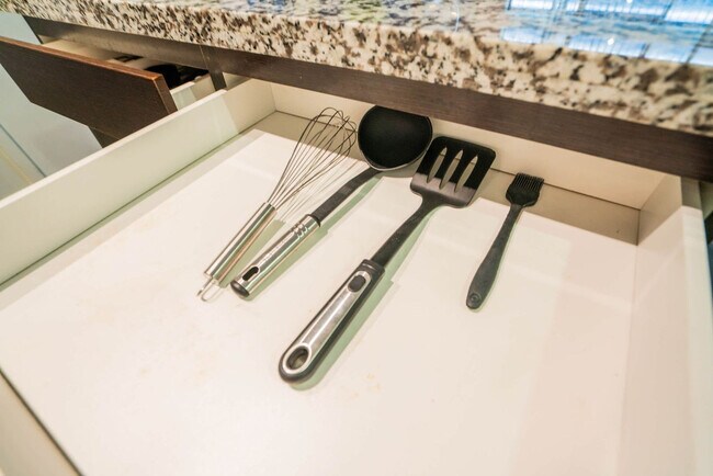 Building Photo - 888 N 4th St