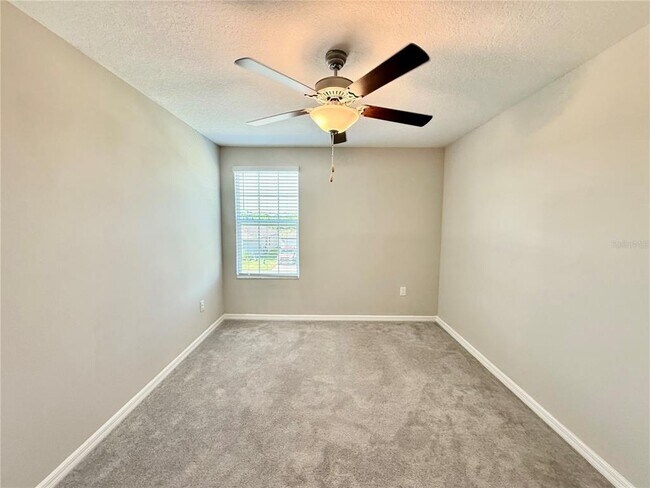 Building Photo - 10252 Shady Preserve Dr