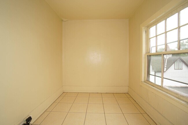 Pantry - The Old Heidelberg