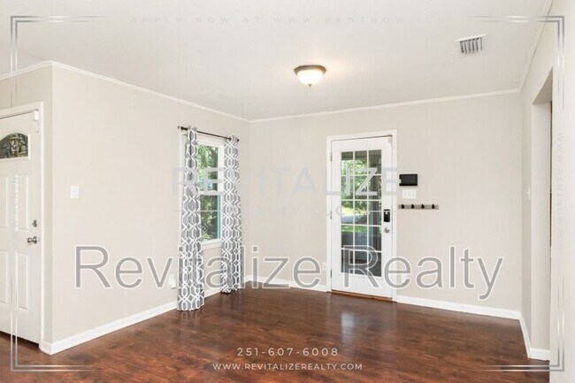 Building Photo - 4053 Sallie Ct