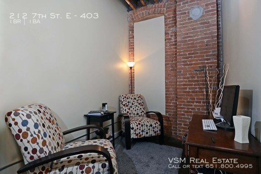 Building Photo - Amazing 1 Bedroom Loft in Lowertown!!!
