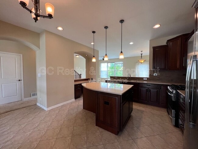 Building Photo - 498 Grosvenor Ln